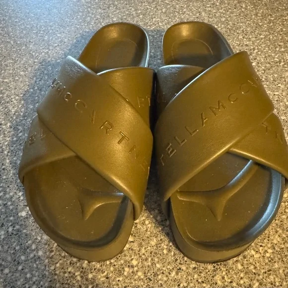 Stella McCartney Army Green Sandals with Crossover Straps Sz 37 - Picture 2 of 5
